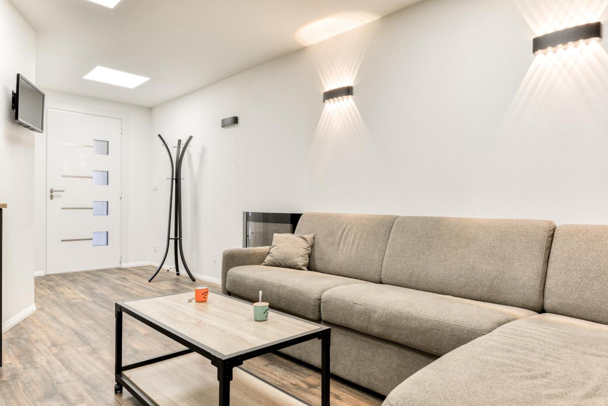 Cote Palais Avec Climatisation - Fibre & Netflix - Spacieux En Rez-De-Chaussee Каркасон Екстериор снимка